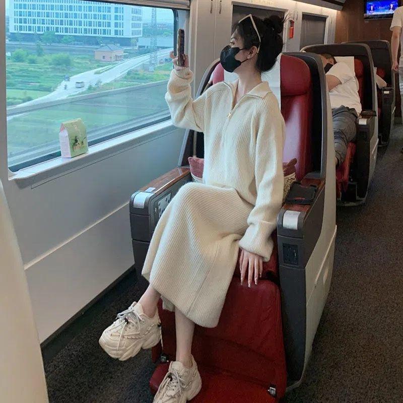 Pullover Autumn and Winter Dress Women 2023 Zipper Design Sense French Black Mid Length Underlay Knitted Woolen Dress Sweater