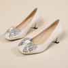 Модная женская обувь на тонком каблуке, одинарная обувь, осень, новая, круглый носок, неглубокий вырез, украшенная бриллиантами, с бантом-бабочкой, обувь с низким верхом