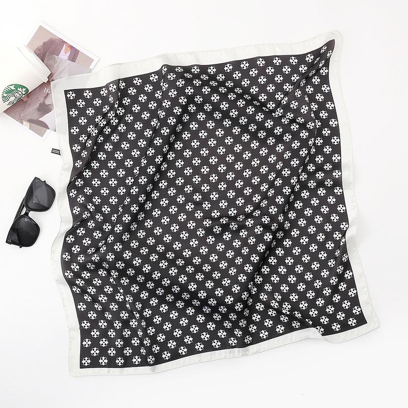 Spring/Summer New Women'S Silk Scarf 70 * 70cm Simulated Silk Twill Square Scarf Fashion Printed Large Square Scarf Professional Scarf