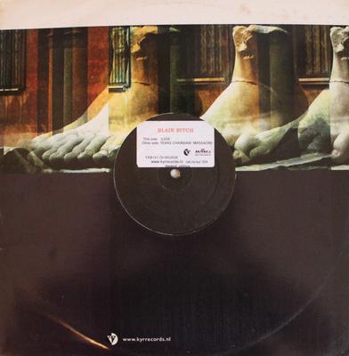 12-дюймовая пластинка BLAIR BITCH - Ilios / Техасская резня бензопилой KYR324 KYRCK PRODUCTIO 2004 Нидерланды Танцевальная и электронная Б/У