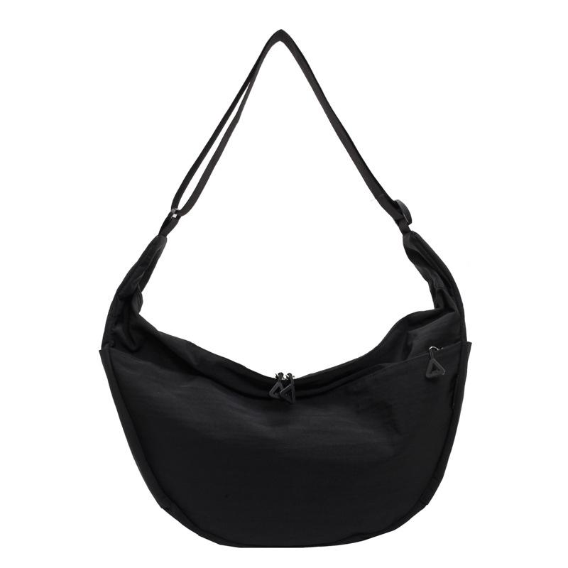 Сумка кроссбоди 2025 весна новая простая и модная персонализированная женская сумка для поездок на работу нишевого дизайна однотонная плечевая сумка-пельмень