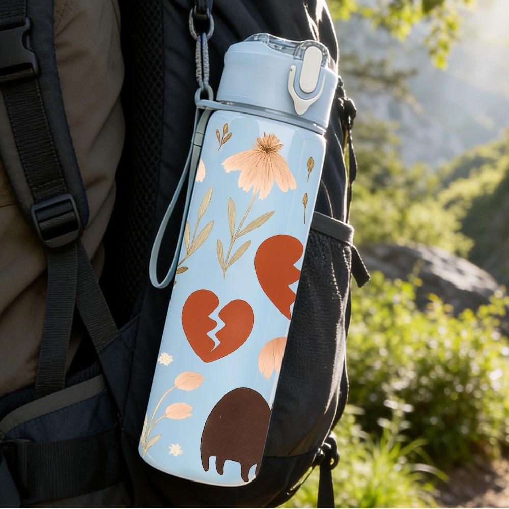 1PC Bear Heart Wild Animal Pattern 750ml Color Plastic Sports Water Bottle Leakproof Flip Straw Lid Suitable for Sports Office Home Use