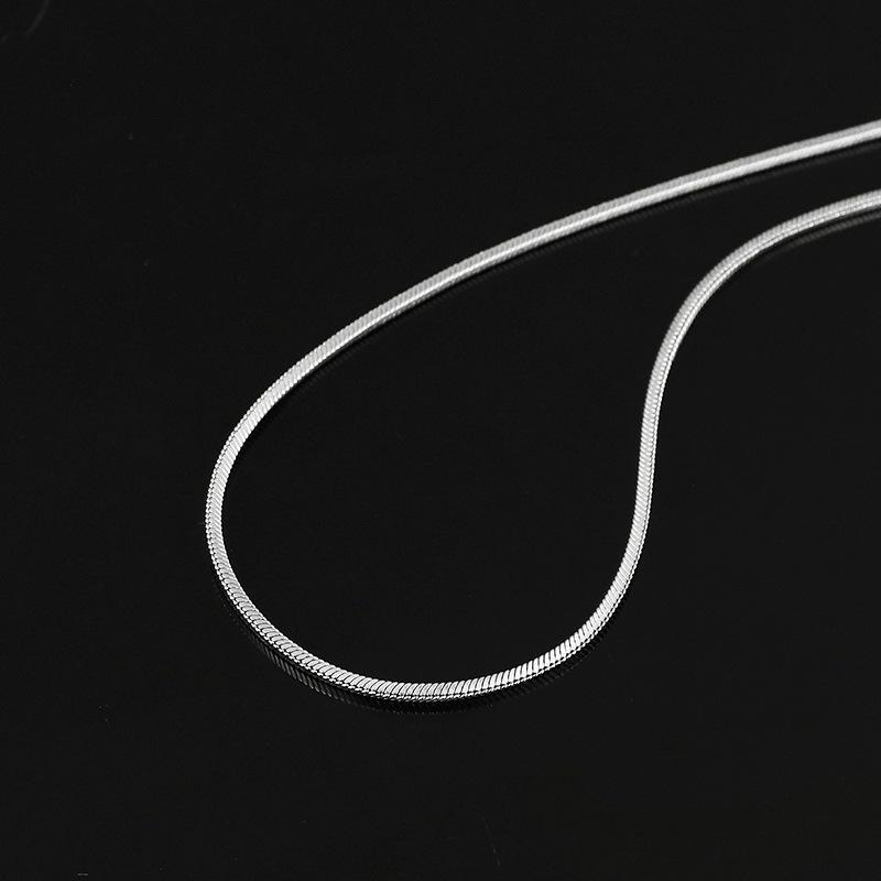 Men's Trendy Titanium Steel Snake Bone Chain Necklace - Versatile, Plain, and Stylish Clavicle Chain