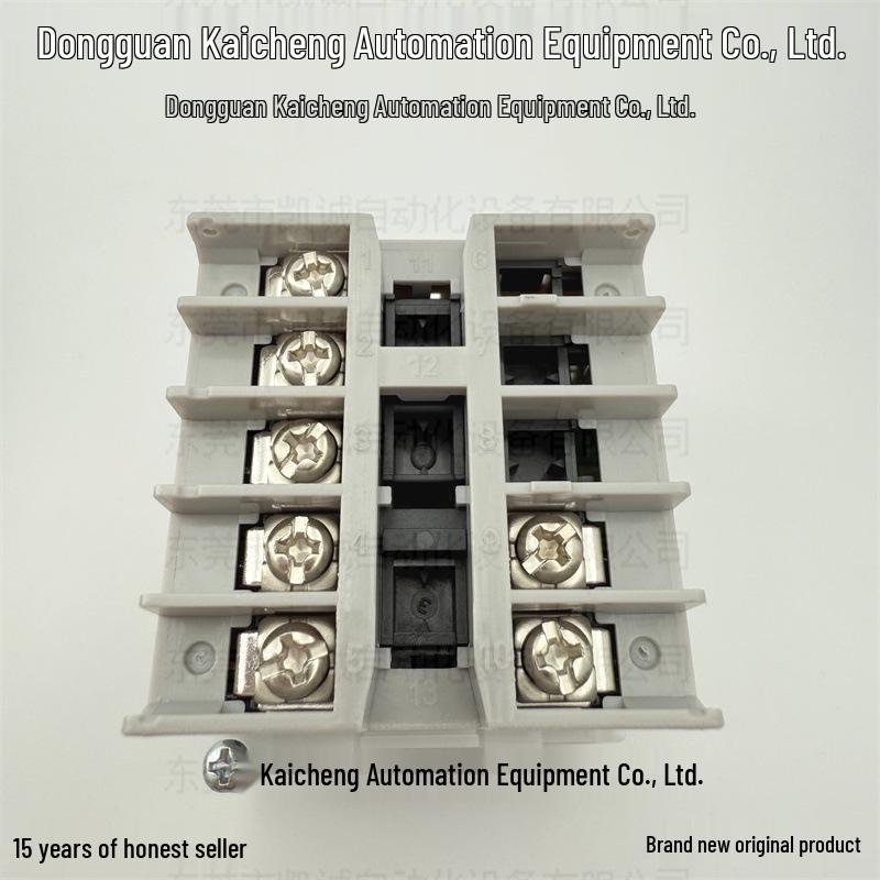 Цифровой терморегулятор Omron E5CSL-RP, 48x48 мм, AC100-240 В