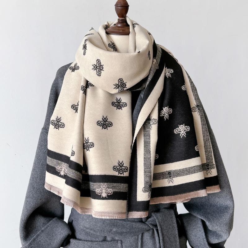 2024 New Korean Version New Geometric Fashion Double-sided Imitation Cashmere Warm Scarf with High-end Feel