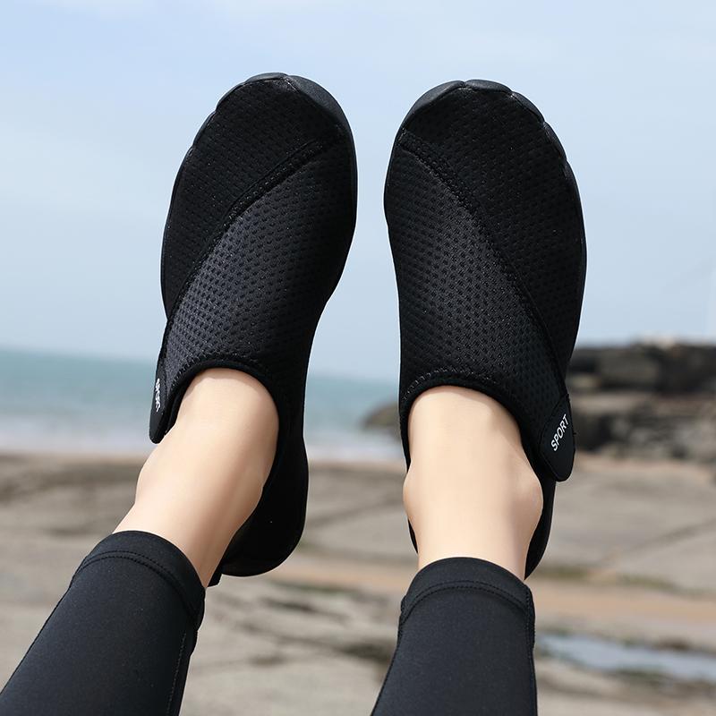 Унисекс Босоножки Аква Обувь Мужская Легкая Пляжная Обувь Для Воды Женские Быстросохнущие Сандалии Для Плавания Вверх по течению Для Фитнеса Йога Река Морской Серфинг Забродные Кроссовки