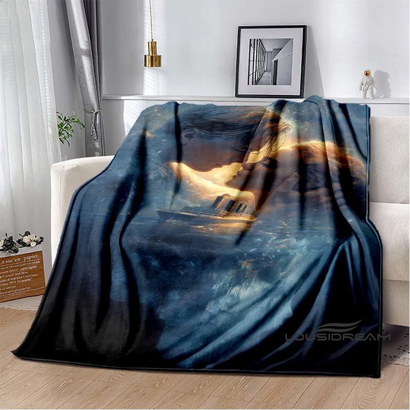 (Titanic) Flannel Blankets Are Suitable for Bedrooms, Living Rooms, Beds, Camping, Picnics, Offices, and Other Places.