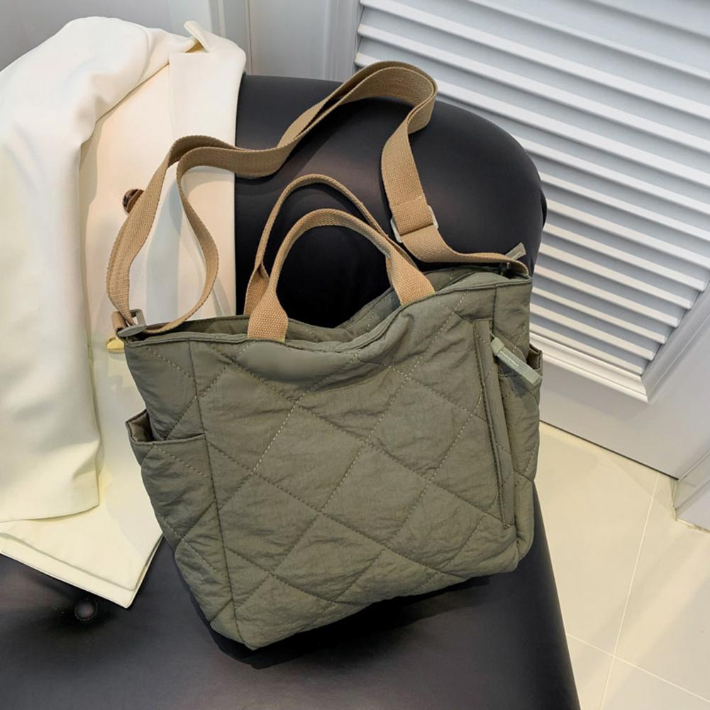 Женская стеганая сумка-тоут, большая вместимость, однотонная сумка через плечо, мягкие стеганые сумки для поездок на работу, регулируемый ремень, сумка на одно плечо