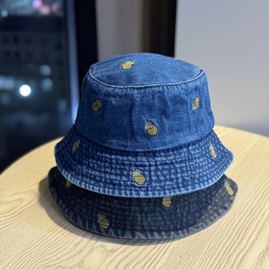 Spring and summer new pineapple embroidered denim fisherman hat for women, washed vintage outdoor versatile sun protection bucket hat