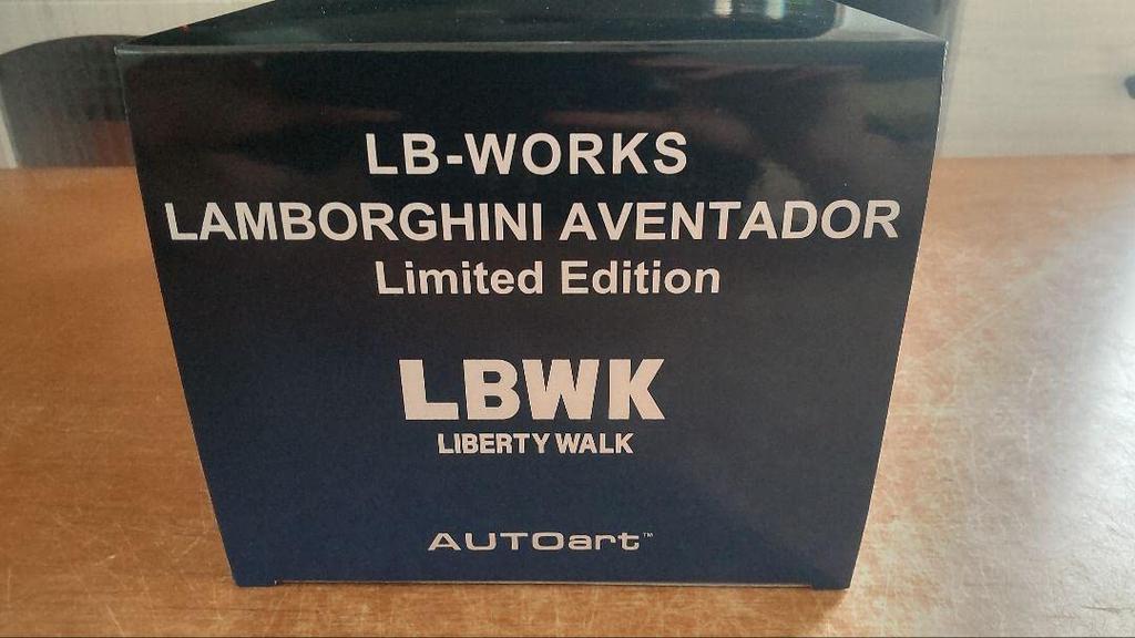 LBWK Миниатюрная машина 118 Auto Art