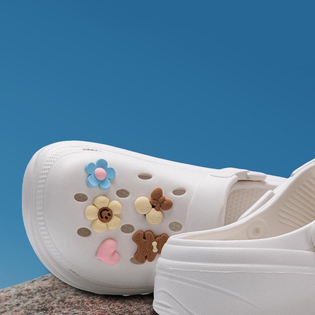 Женские пляжные туфли на толстой подошве с противоскользящим эффектом 2024: Закрытый носок, Дизайн с отверстиями, Полушлепанцы для летней уличной носки.