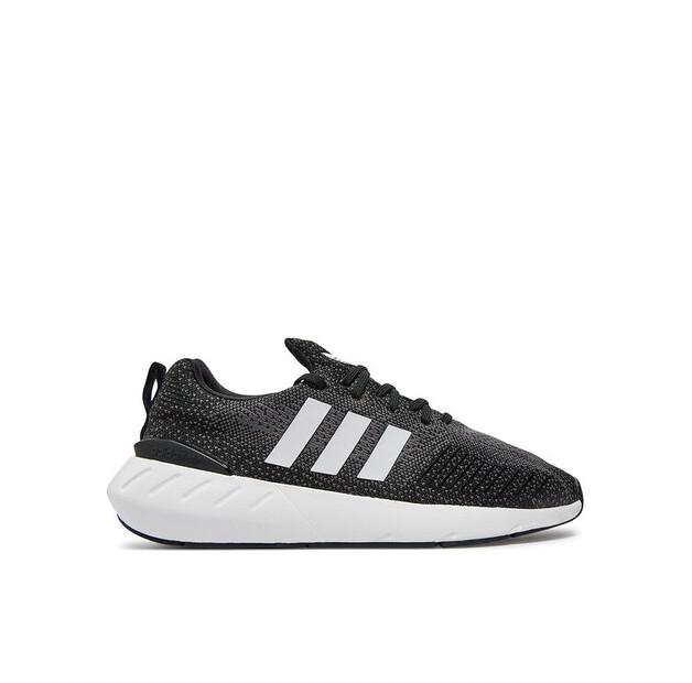 Кроссовки adidas Swift Run 22