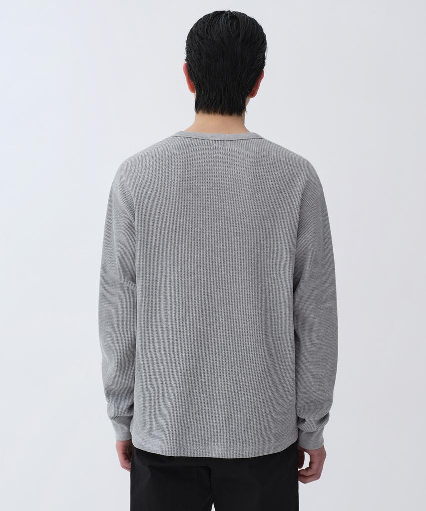 MUSINSA STANDARD Waffle Henley Neck Long Sleeve T-Shirt [Medium Gray]