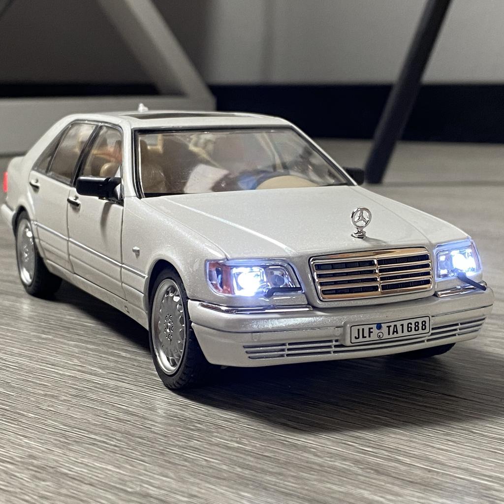 DZECY1 1:24 Mercedes Benz S W140 320SEL luxury cars Alloy Metal Diecast Model Car Sound And Light Pull Back Birthday Present For Child