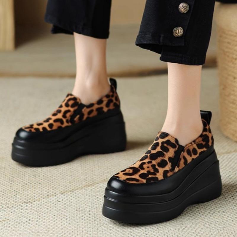 Мода леопардовый женский платформа балетки повседневная обувь бренд замшевые туфли на высоком каблуке женская осень 2025 тренд мода мелкий запатилы Mujer