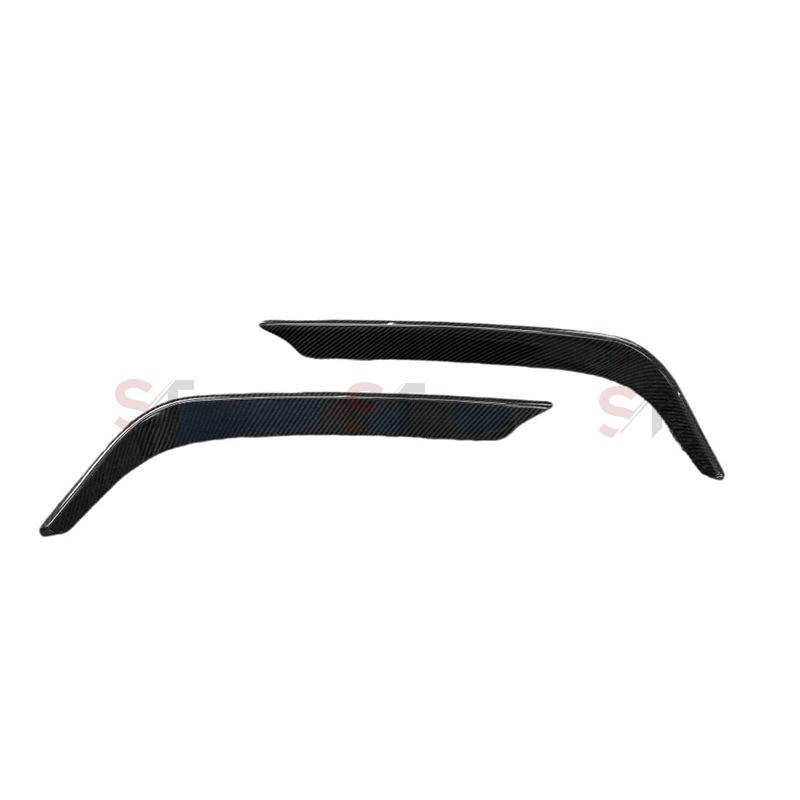 Carbon Fiber Front Bumper Canards and Fog Light Set for Alfa Romeo Giulia.