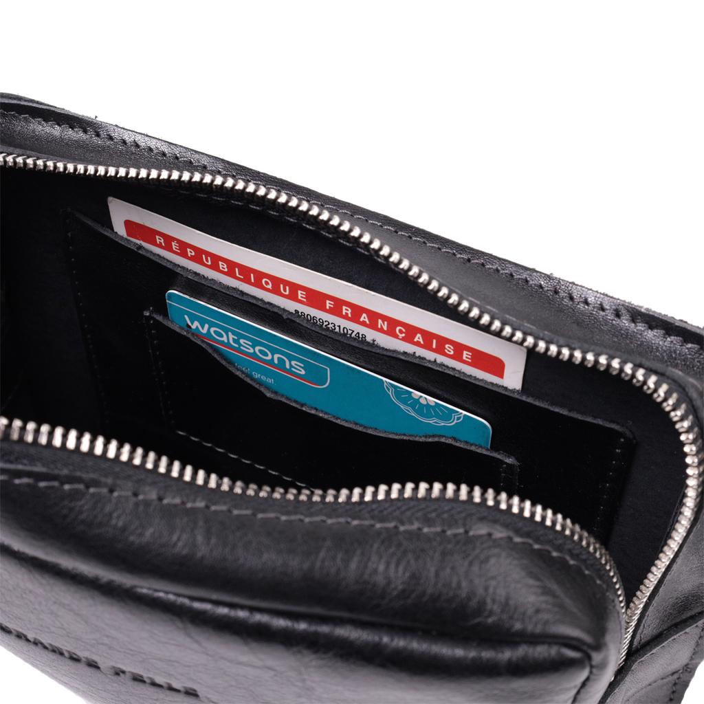 Rectangular Banana Bag Made of High Quality Genuine Leather GRANDE PELLE Bag 22576 Black