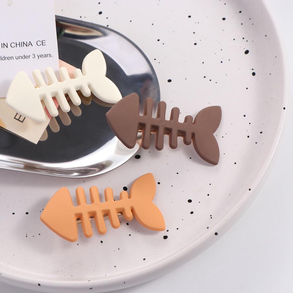 Animal Fish Bone Hair Clip Plastic Geometry Hair Accessories Korean Style   Hair Ornament