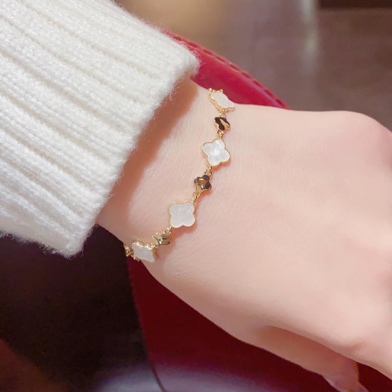 Elegant Four-Leaf Clover Bracelet: Trendy Japanese & Korean Fashion Statement, Fresh All-Match Accessory for Women