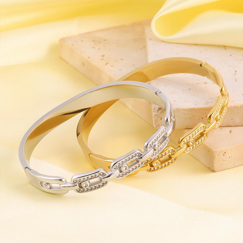 Fashionable and Luxurious New Titanium Steel Women's All-match Bracelet for Couples