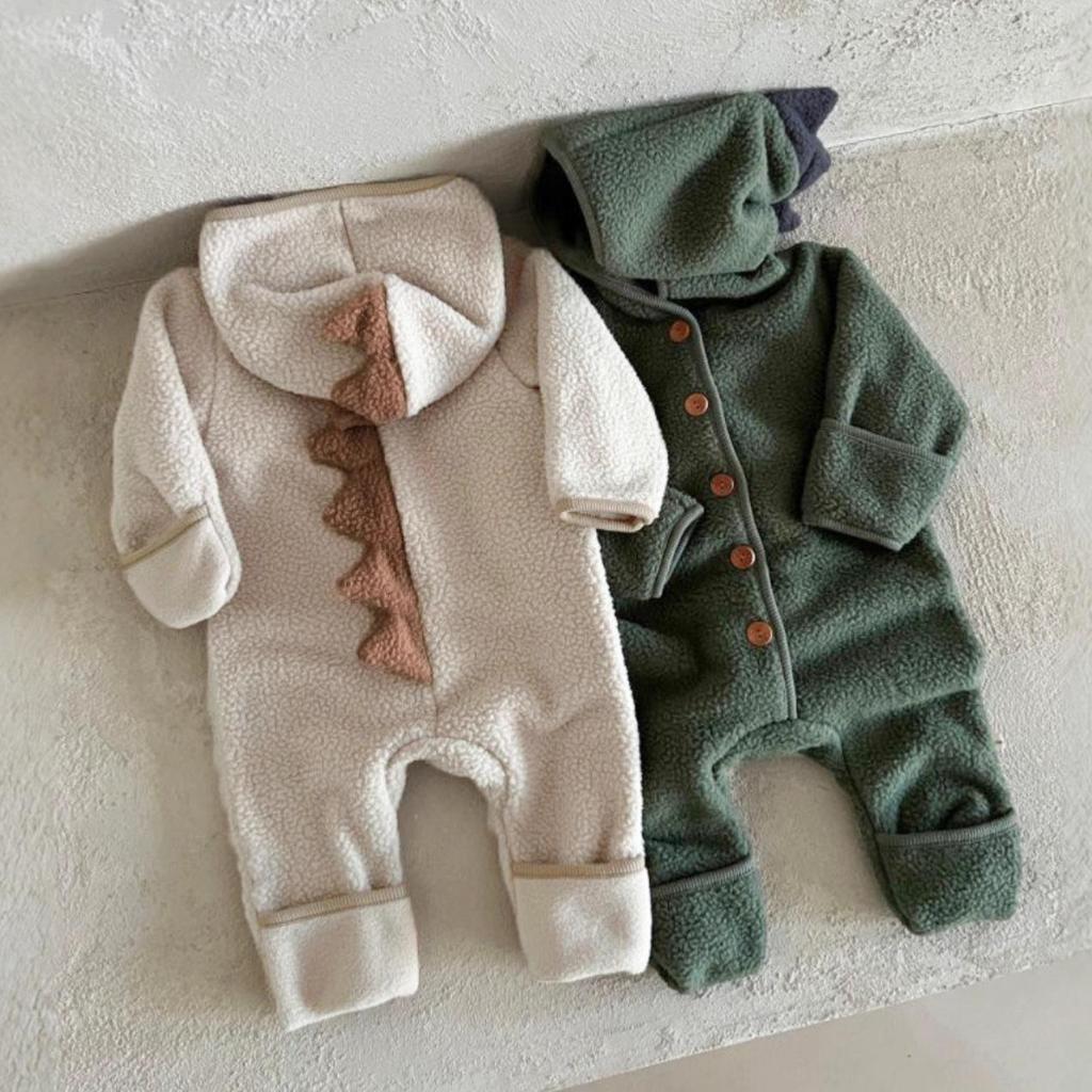 Двусторонний флисовый комбинезон с капюшоном и ветрозащитными манжетами для малыша с динозавром