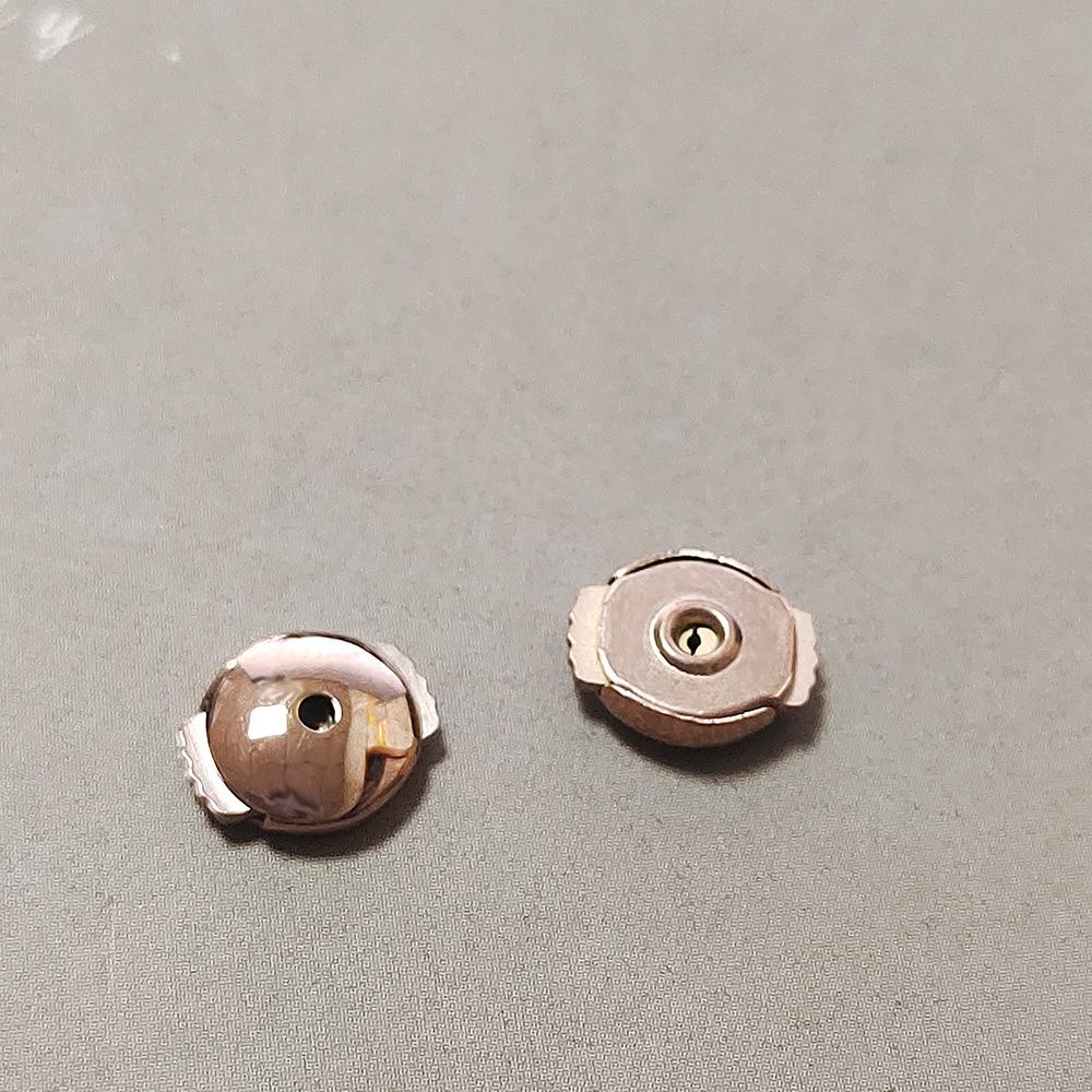 Черные керамические модные трендовые модные парные серьги