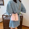 Ling Grid Chain Bucket Bag, Simple Crossbody Bag, Women's Trendy Drawstring Tassel Shoulder Bag