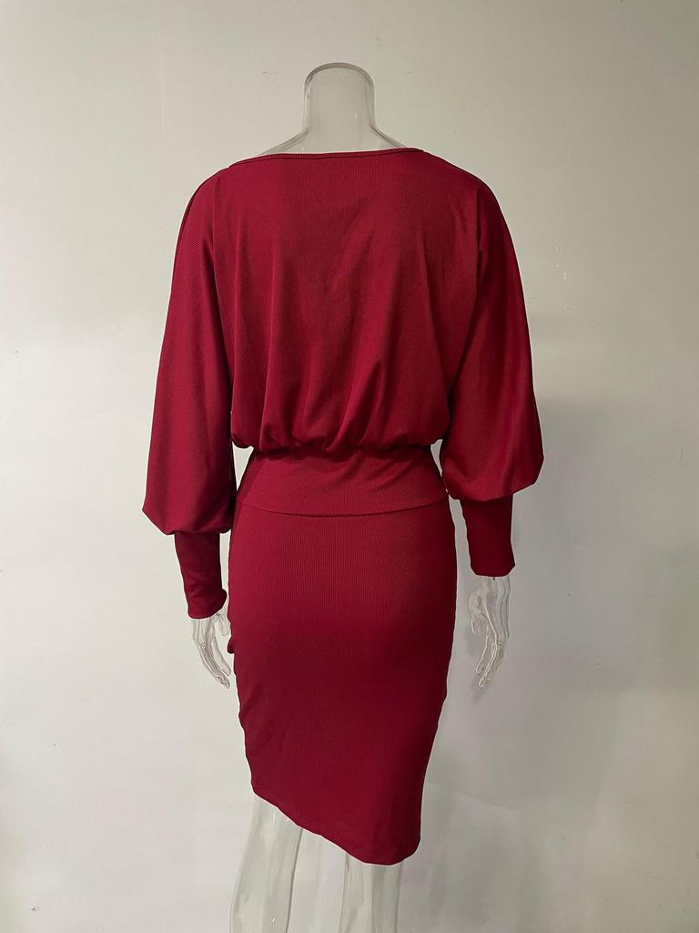 2024 Европейское и Американское Осенне-Зимнее Платье Вязаное с Рукавами Летучая Мышь, Подчеркивающее Фигуру, Большого Размера