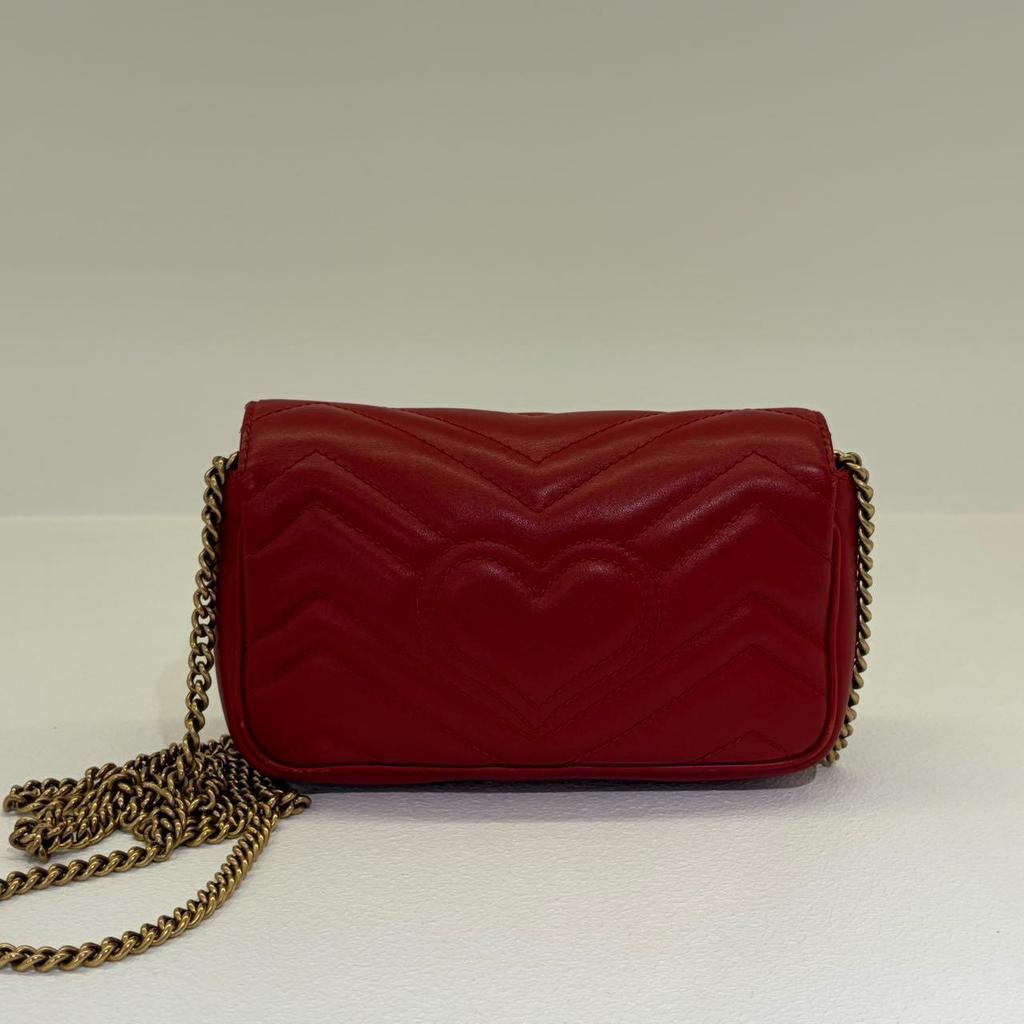 [Pre-Owned] GG Marmont Vintage Metal Logo Quilted Leather Mini Shoulder Bag - Very Good #MTI5ZK