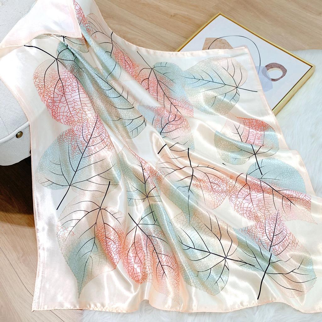 New Women's Scarf Bandana Headband Flowers Vintage Luxury Summer Beach Square Silk Handkerchief Bohemia Girl Accessories