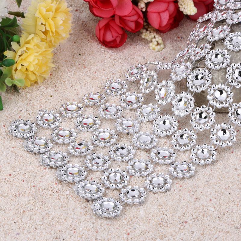 Сетка с горным хрусталём для декора одежды