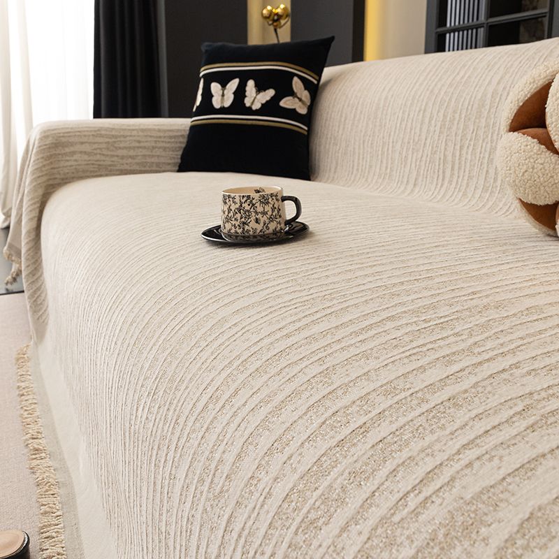 Cat-Proof Cover: Full-Coverage, One-Piece Chenille Non-Slip All-Season Universal Sofa Cover and Cushion Set