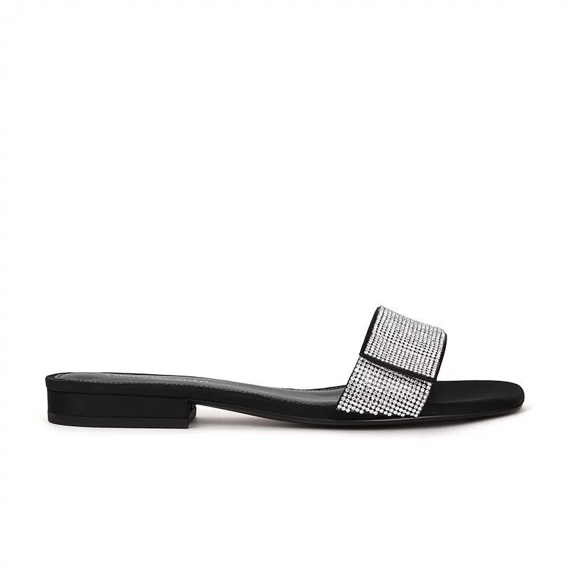 Лето 2025 новые французские шлепанцы с квадратным носком и стразами женские модные универсальные на плоской подошве крутые шлепанцы женская летняя обувь