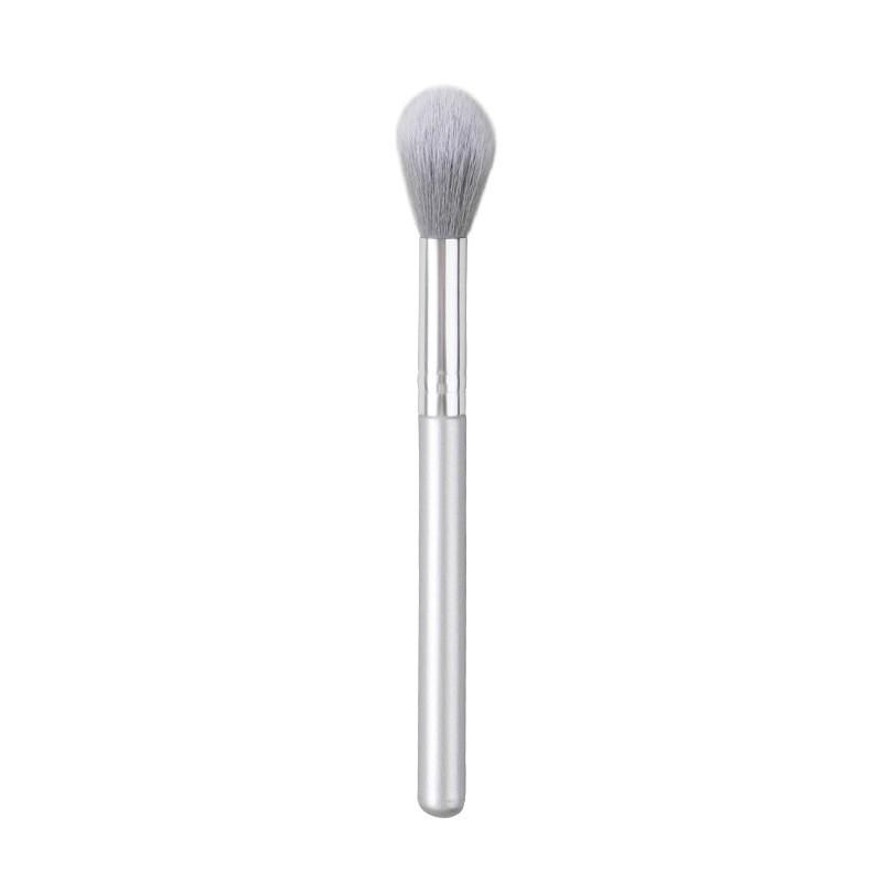 Soft Bristle Highlighter Brush - Portable Blush & Blending Tool for Beginners