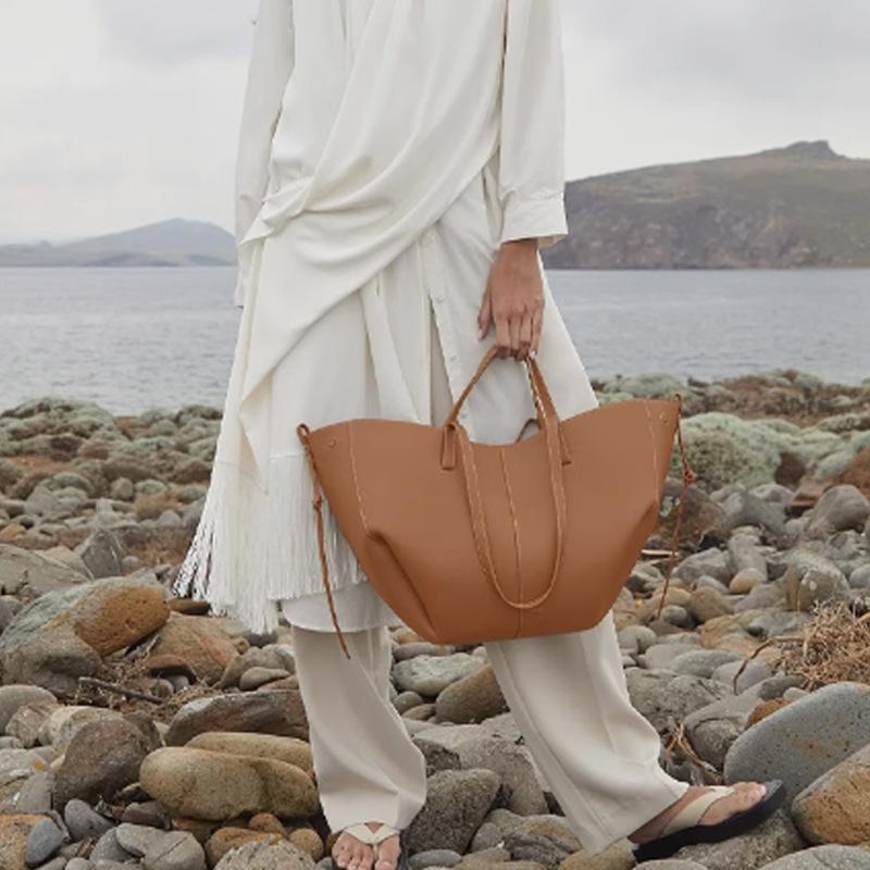 2024 Новый стиль Женская сумка-тоут из натуральной кожи - Большая вместимость, Легкая роскошь, Универсальный дизайн