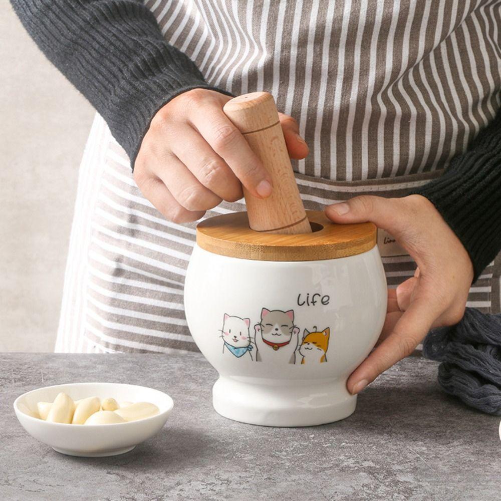 Cartoon Garlic Masher Ceramics Spices Mill Kitchen Gadgets Pounding Garlic Jar Seasoning