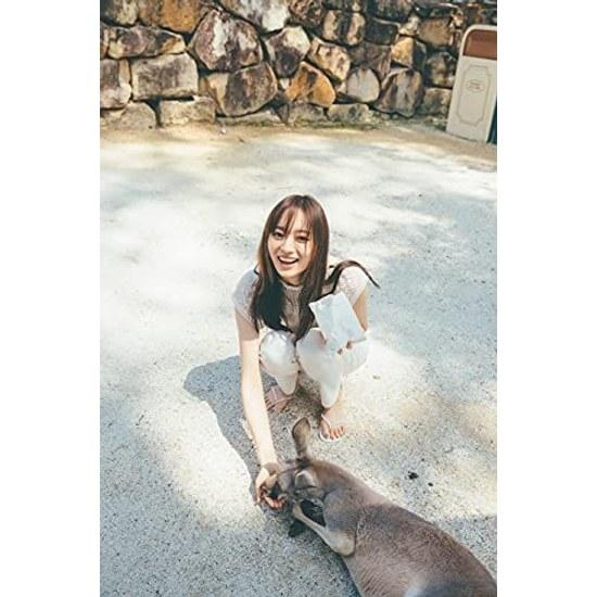 Minami Umezawa 1st Photobook Yume no Chikaku
