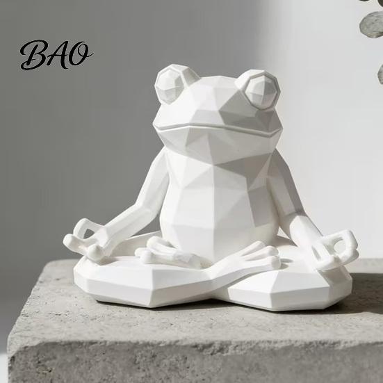 Frog Figurine Yoga Sculpture, 3D Printed Meditating Figurine, Faceted Frosted Texture Figure Sit in Meditation Statue for Desk Shelf Room Zen