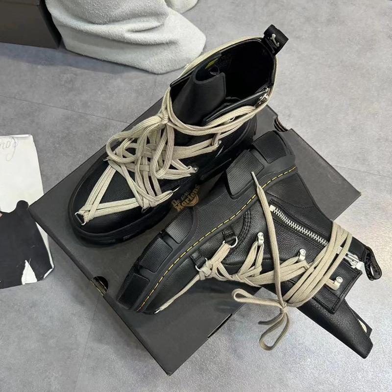 Мода 2025 Новая Обувь в Стиле Пустынный Панк Женская Обувь Британский Стиль Много Шнуровки Повседневные Ботинки Стиль Пустоши Толстая Подошва Уличная Фотография Рыцарь