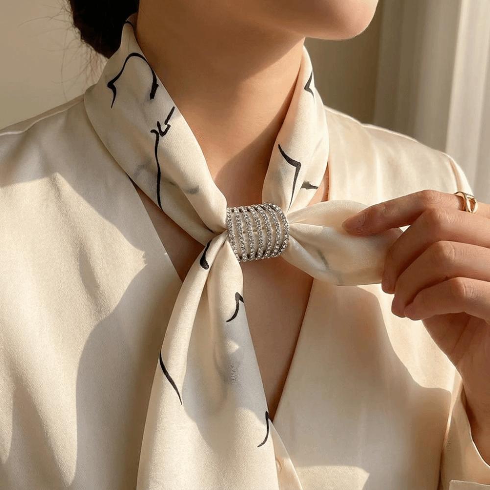 Multi-purpose Scarf Fastening Buckle Full Rhinestone Clothing Corner Clamp Daily Wear