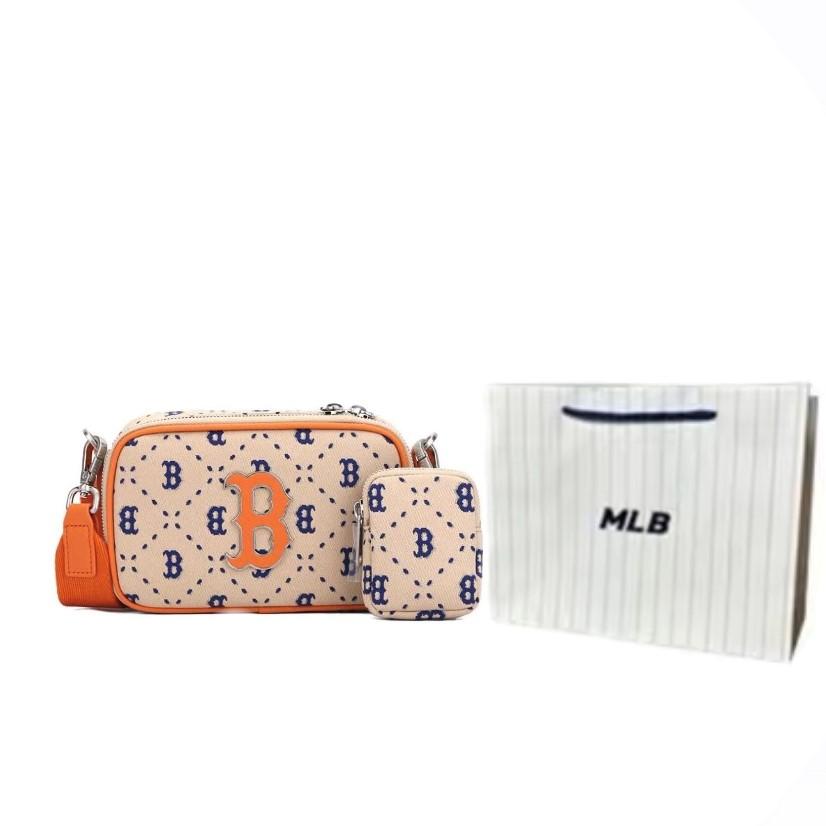 MLB Boston Red Sox Zip Casual Large Logo Print Vintage Floral Adjustable Shoulder Strap Polyester Camera Bag Women Shoulder Bag Brown 3ACRS013N-43SAL