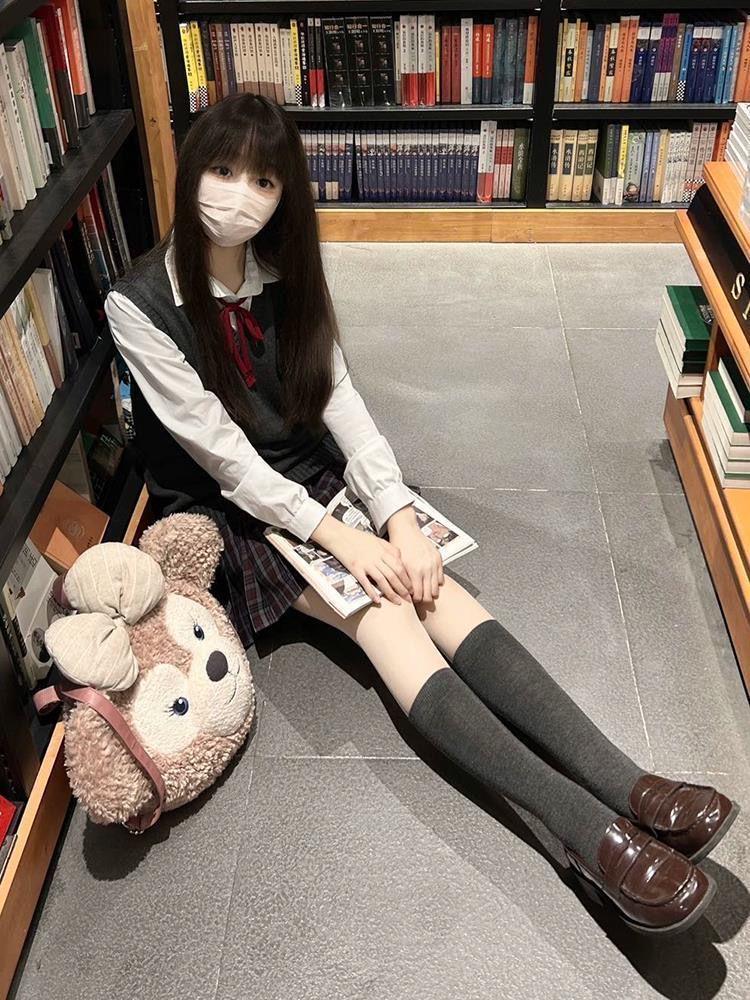 Жилет JK средней школы Мидзухара: Аутентичный вязаный кардиган в японском стиле для женщин - Идеально подходит для осени и зимы.