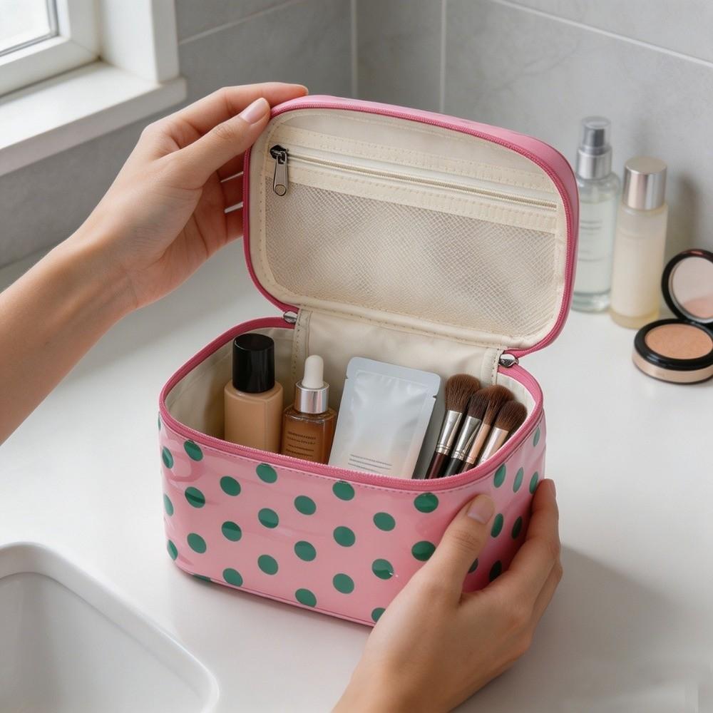 Large capacity Polka Dot PVC Makeup Bag PVC Make Up Organizer for Shampoo Conditioner Brushes Set