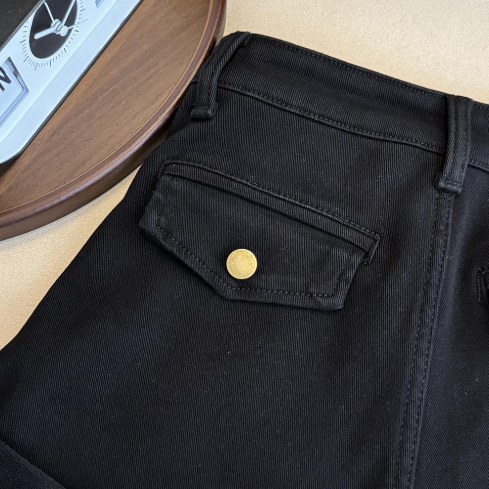Autumn/Winter Plus Velvet High-Waisted Slimming A-Line Denim Shorts with Rolled Hem and Cargo Style