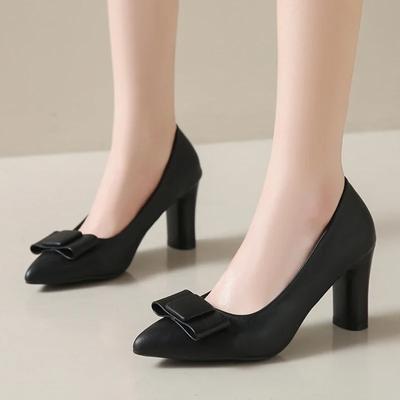 Модная женская обувь 2024 года, модные женские туфли One Kick, осенние туфли с острым носком, твердые профессиональные туфли на толстом каблуке, большие размеры, неглубокие туфли