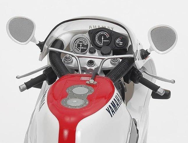 Tamiya Серия Мотоциклы 58 Yamaha FZR750R Пластиковая модель 14058 1/12 Нет. (OW01)