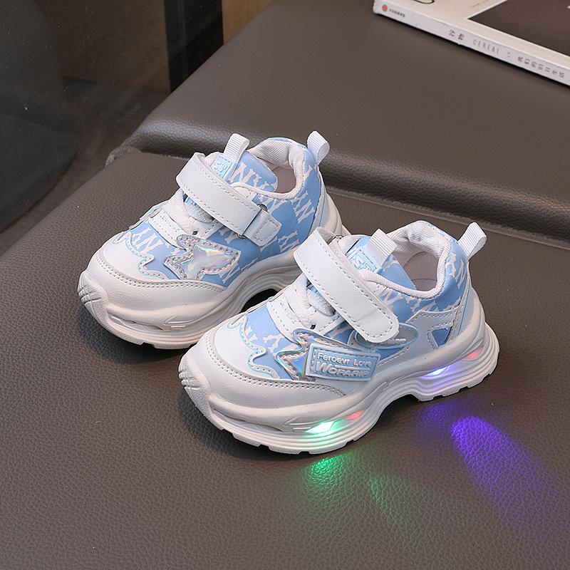 Модная детская обувь на мягкой подошве, повседневная обувь для мальчиков, нескользящая детская обувь, простая спортивная обувь для девочек, удобная для ребенка, светящаяся обувь