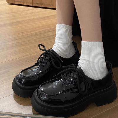 Ретро платформа универсальные шнурованные маленькие кожаные туфли женские весенние новые юбка