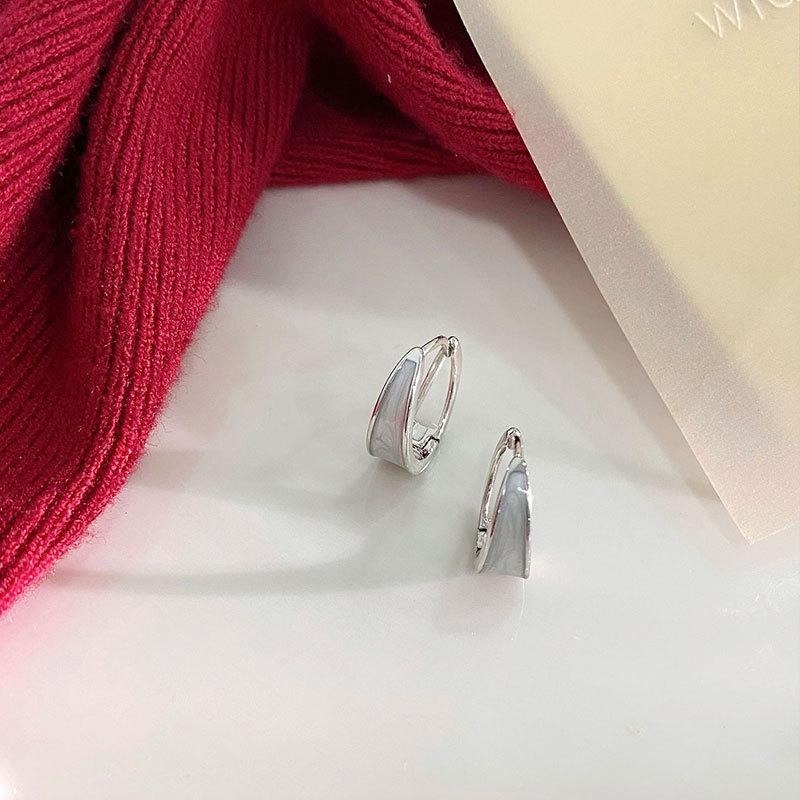 Water Drop-shaped Red and White Glue Ear Buckle New Year Spring and Summer Earrings for Women To Give Their Girlfriends Gifts