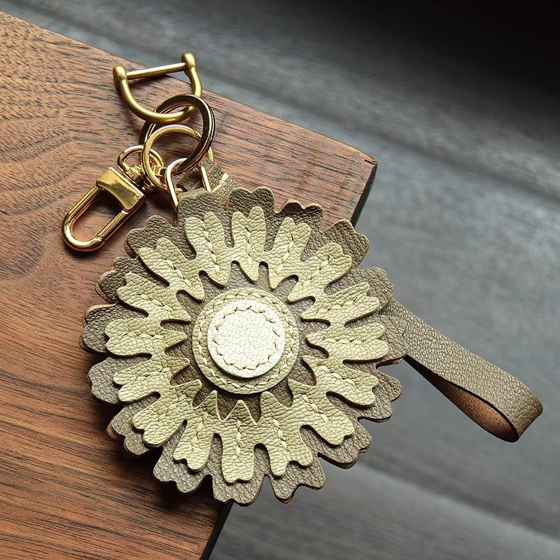 Подвеска для ключей из кожи ручной работы серии Duohua, простой и универсальный серый брелок